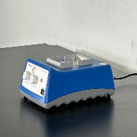 VWR Analog Heatblock image 1